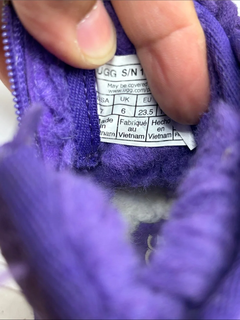 UGG Neumel vibrant purple color, size 7 for baby’s, box 35